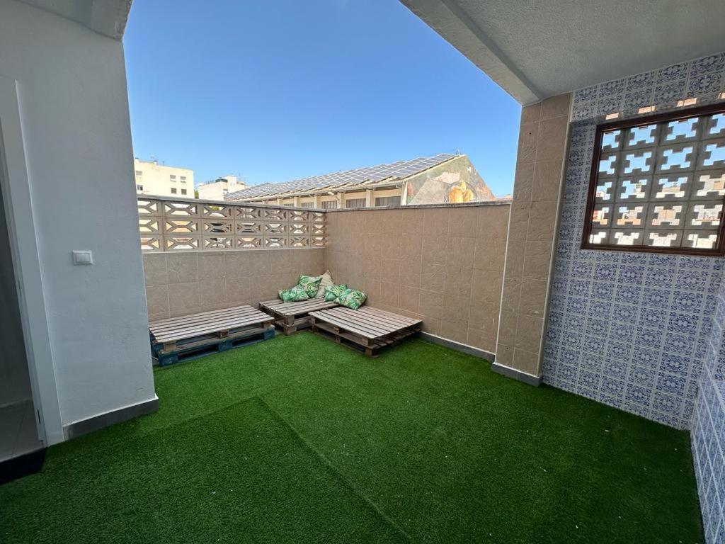 Piso 4 Dormitorios Centrico Con Gran Terraza سان خوان ذي اليكانتي المظهر الخارجي الصورة