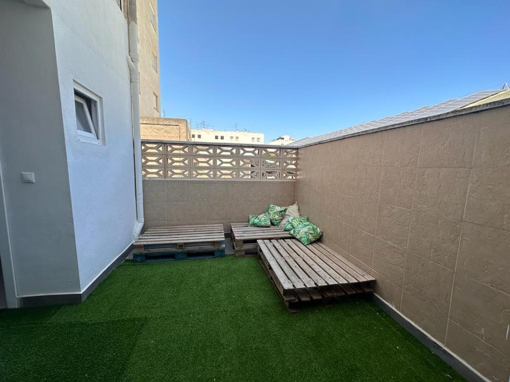 Piso 4 Dormitorios Centrico Con Gran Terraza سان خوان ذي اليكانتي المظهر الخارجي الصورة